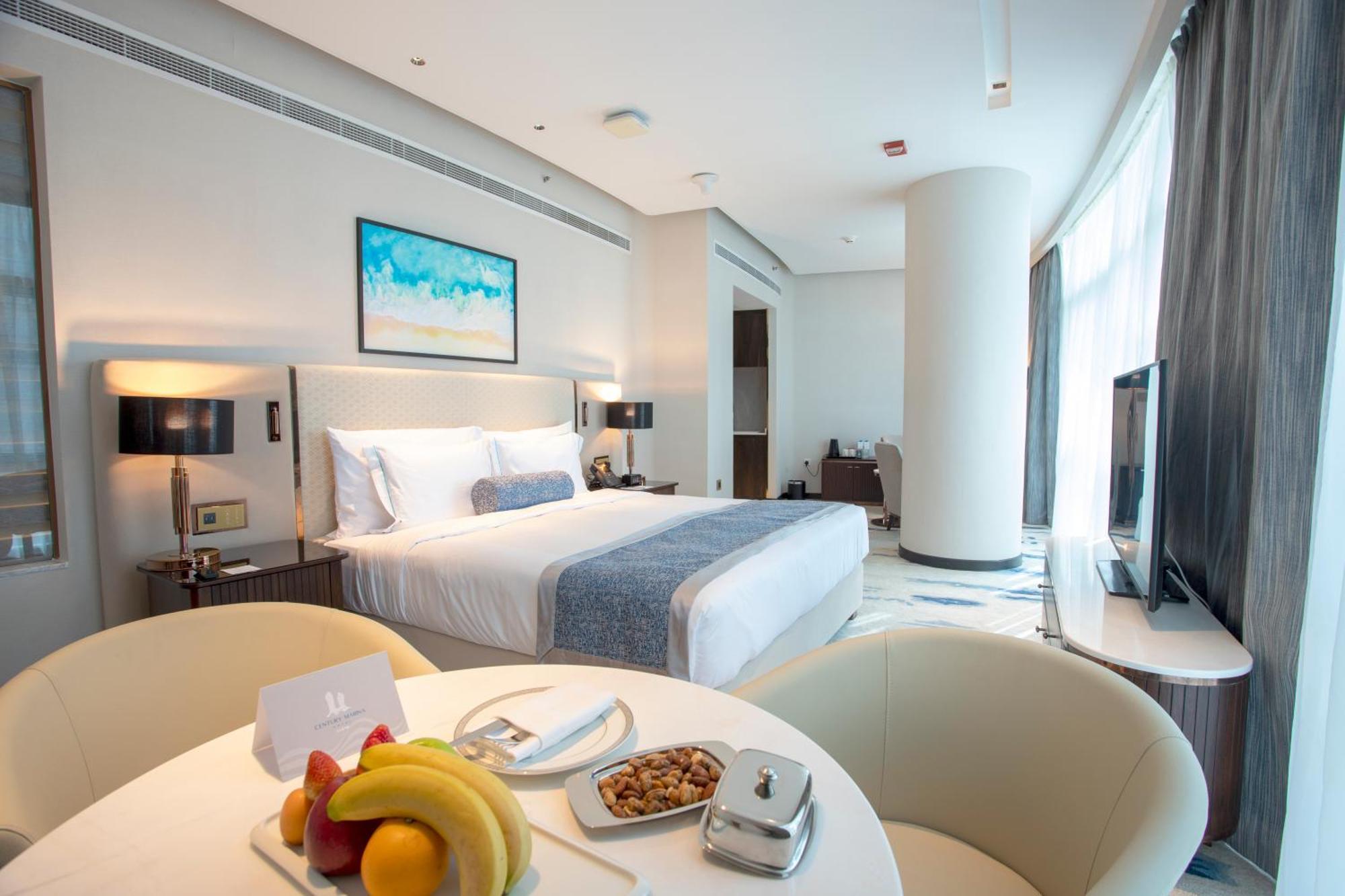 Century Marina Hotel - Lusail 외부 사진 A bedroom at the hotel