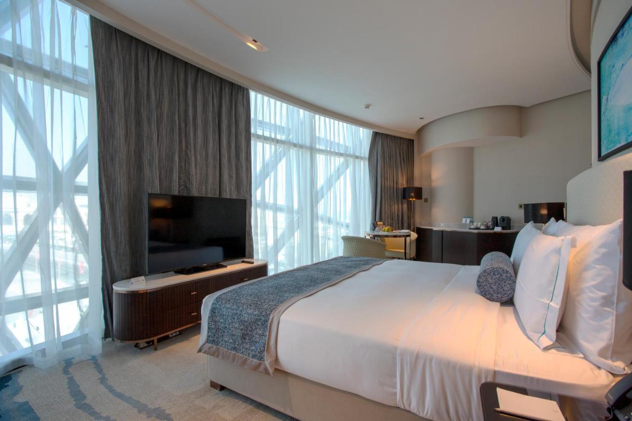 Century Marina Hotel - Lusail 외부 사진 A bedroom at the hotel