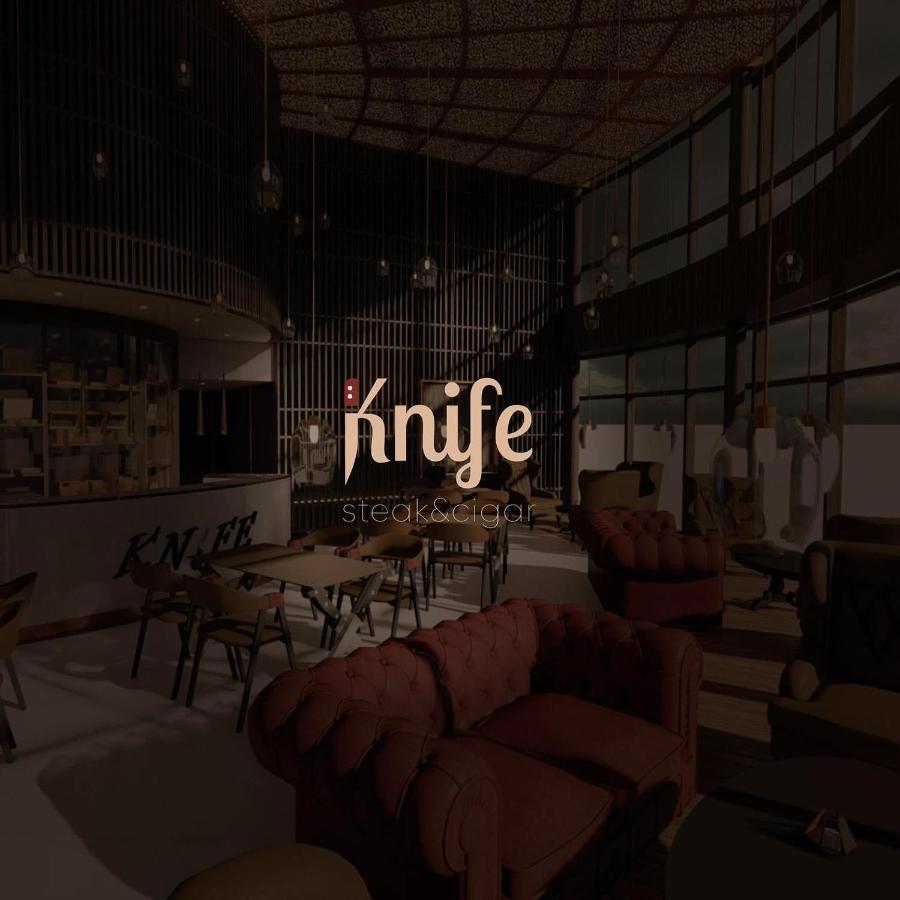 Century Marina Hotel - Lusail 외부 사진 Interior of iKnife