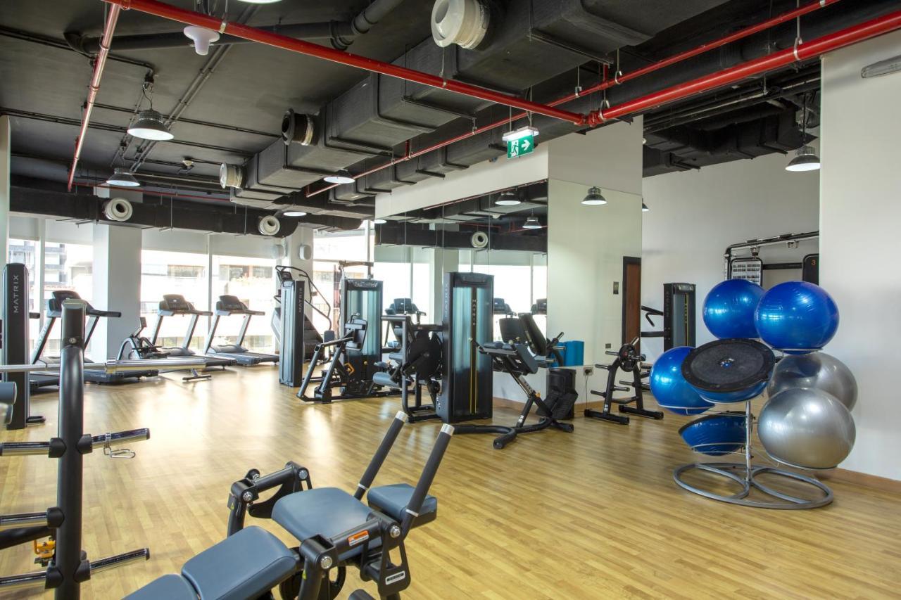Century Marina Hotel - Lusail 외부 사진 A gym in Singapore